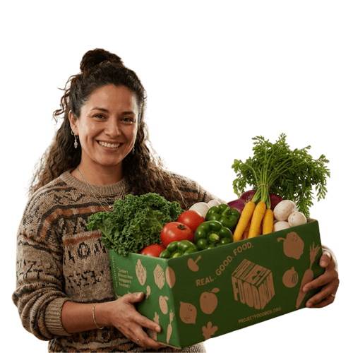 Lady holding Foodbox-600px